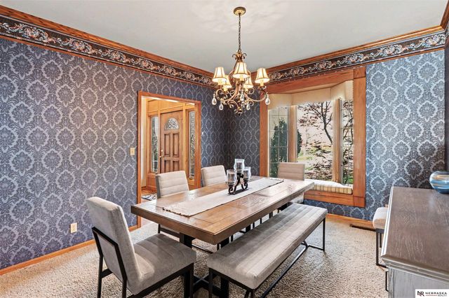 2600 S 77th Place, Lincoln, NE 68506