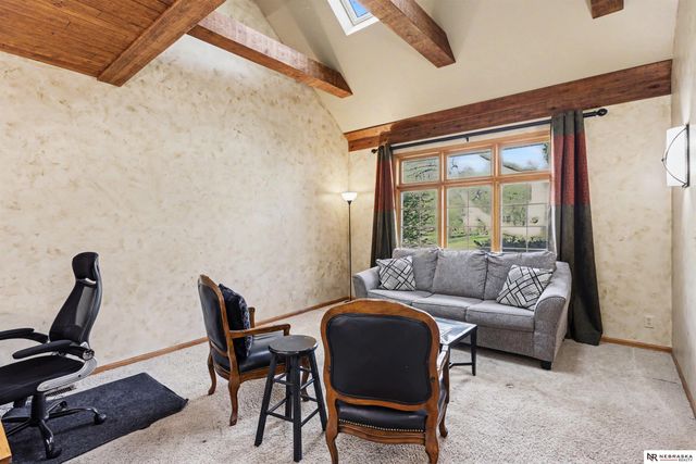 2600 S 77th Place, Lincoln, NE 68506