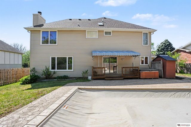 2600 S 77th Place, Lincoln, NE 68506