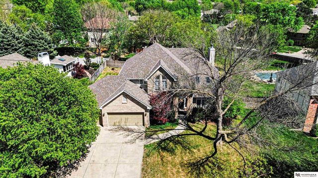 2600 S 77th Place, Lincoln, NE 68506
