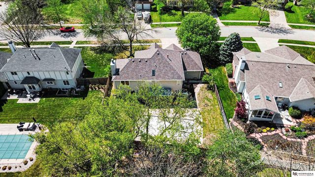 2600 S 77th Place, Lincoln, NE 68506
