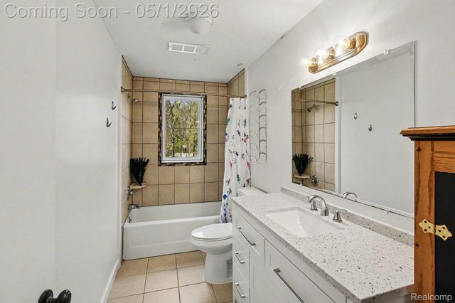 6225 W Lovejoy Road, Conway Township, MI 48418