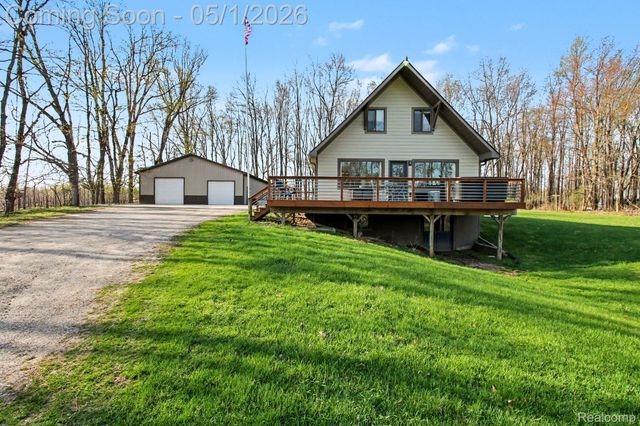6225 W Lovejoy Road, Conway Township, MI 48418