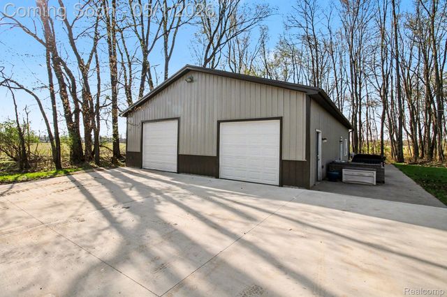 6225 W Lovejoy Road, Conway Township, MI 48418