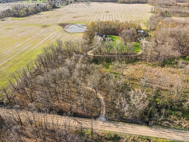 6225 W Lovejoy Road, Conway Township, MI 48418
