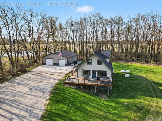 6225 W Lovejoy Road, Conway Township, MI 48418