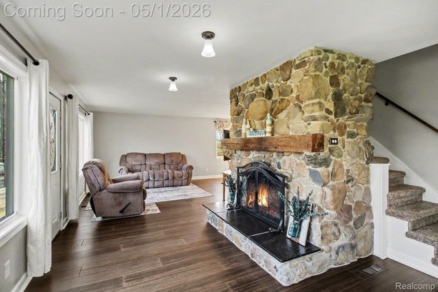 6225 W Lovejoy Road, Conway Township, MI 48418