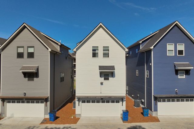 616 Parkvue Place Dr, Nashville, TN 37221