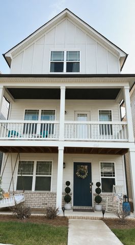 616 Parkvue Place Dr, Nashville, TN 37221