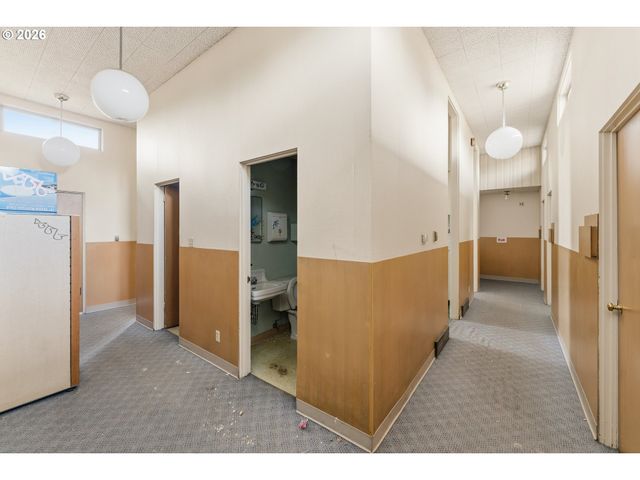 4536 Ne 102ND Ave, Portland, OR 97220