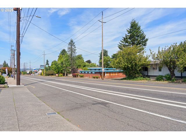 4536 Ne 102ND Ave, Portland, OR 97220