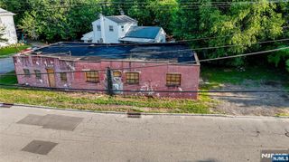 227 Van Riper Avenue, Elmwood Park, NJ 07407