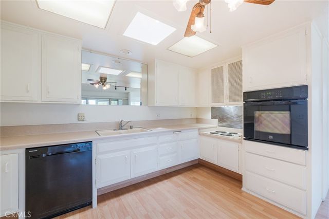 1460 Pelham Road 106G, Seal Beach, CA 90740