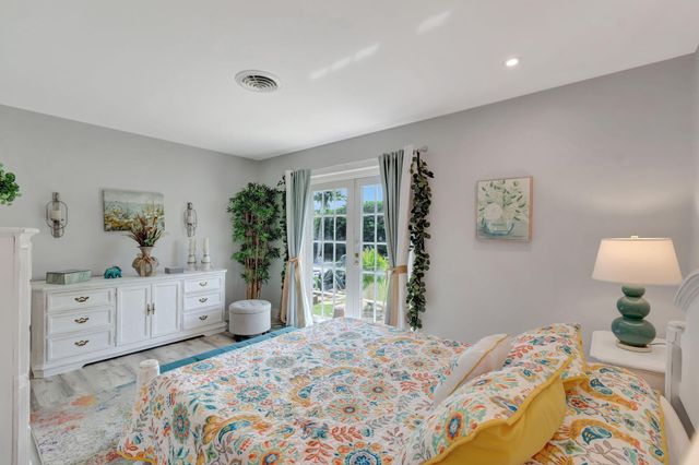 302 Venice Drive, Boynton Beach, FL 33426