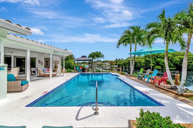 302 Venice Drive, Boynton Beach, FL 33426