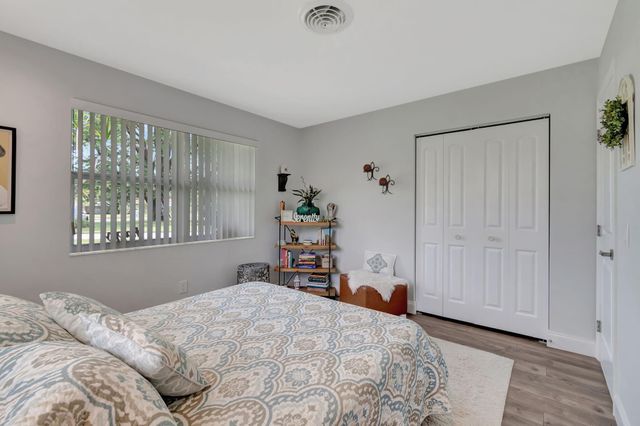 302 Venice Drive, Boynton Beach, FL 33426