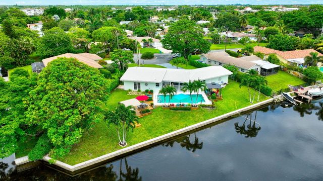 302 Venice Drive, Boynton Beach, FL 33426