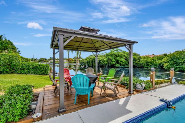 302 Venice Drive, Boynton Beach, FL 33426