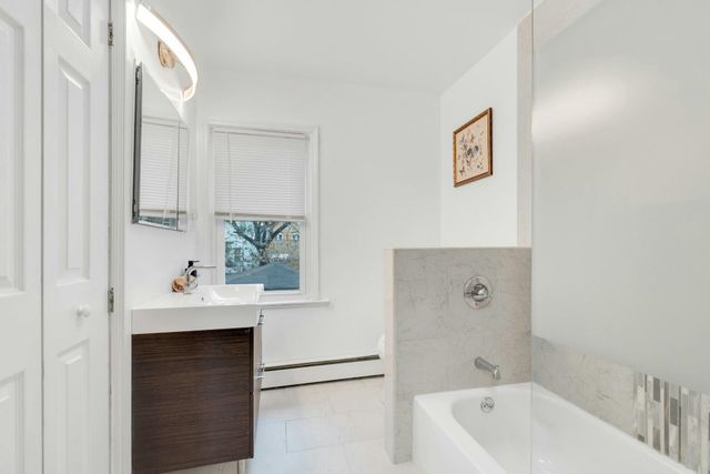 31 72ND ST, North Bergen, NJ 07047