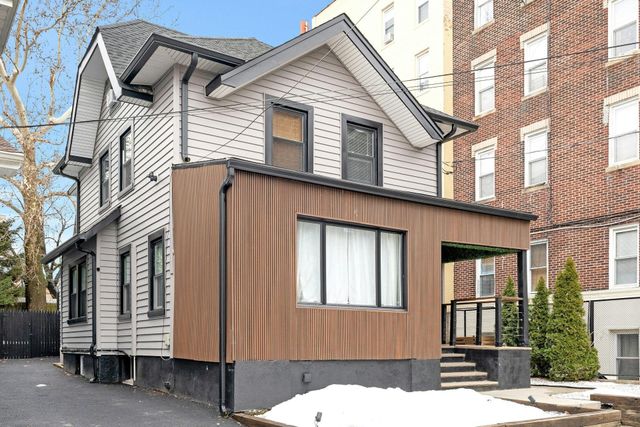 31 72ND ST, North Bergen, NJ 07047