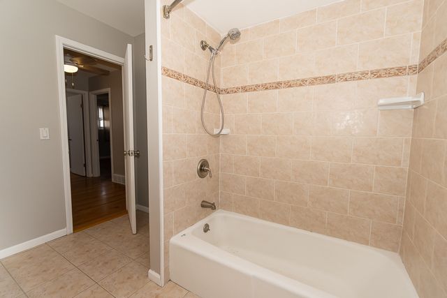 756 W Millers Road, Des Plaines, IL 60016