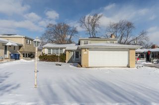 756 W Millers Road, Des Plaines, IL 60016