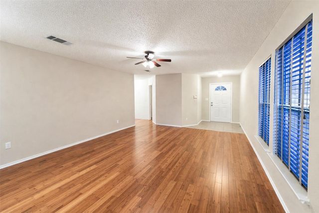 2518 STAPLEFORD DR, Cedar Park, TX 78613