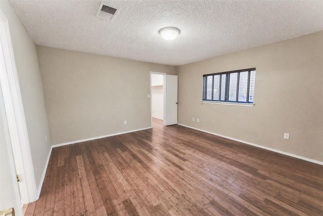 2518 STAPLEFORD DR, Cedar Park, TX 78613