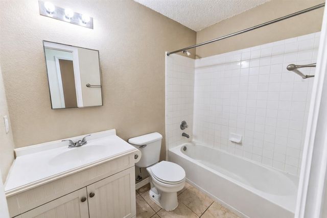 2518 STAPLEFORD DR, Cedar Park, TX 78613