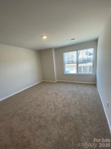 196 Marathon Lane, Candler, NC 28715