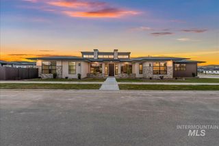 3353 N Fire Flower Ave, Star, ID 83669