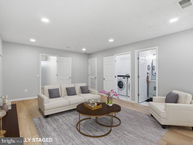 4400 TORRENCE PL, Woodbridge, VA 22193