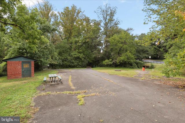 4400 TORRENCE PL, Woodbridge, VA 22193