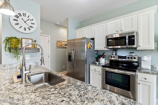 1001 Dan Owen Drive, Hampstead, NC 28443