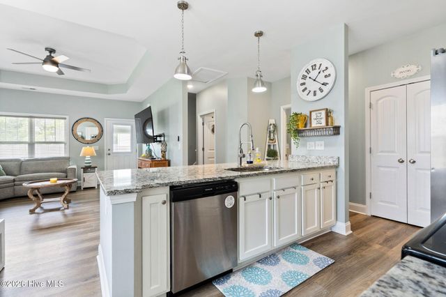 1001 Dan Owen Drive, Hampstead, NC 28443