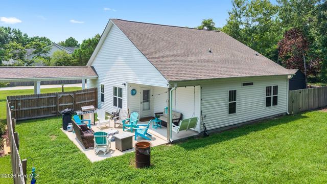 1001 Dan Owen Drive, Hampstead, NC 28443