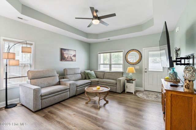 1001 Dan Owen Drive, Hampstead, NC 28443