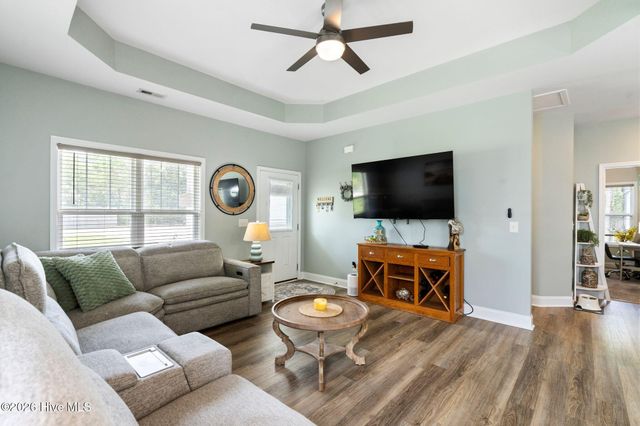 1001 Dan Owen Drive, Hampstead, NC 28443
