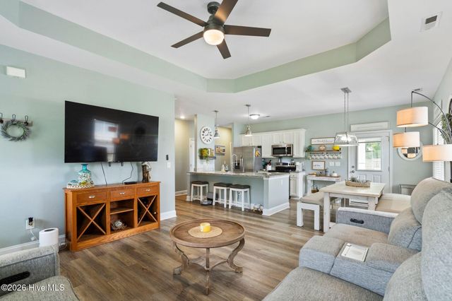 1001 Dan Owen Drive, Hampstead, NC 28443