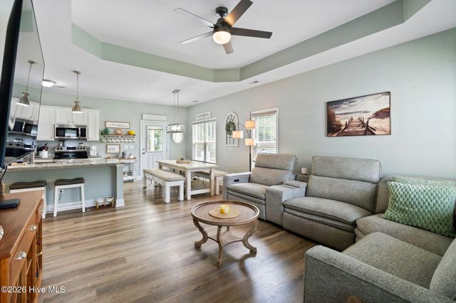1001 Dan Owen Drive, Hampstead, NC 28443