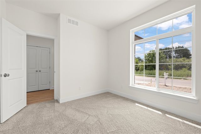 31610 Beaver Circle, New Boston, MI 48164