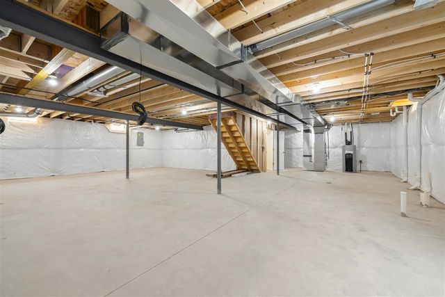 31610 Beaver Circle, New Boston, MI 48164