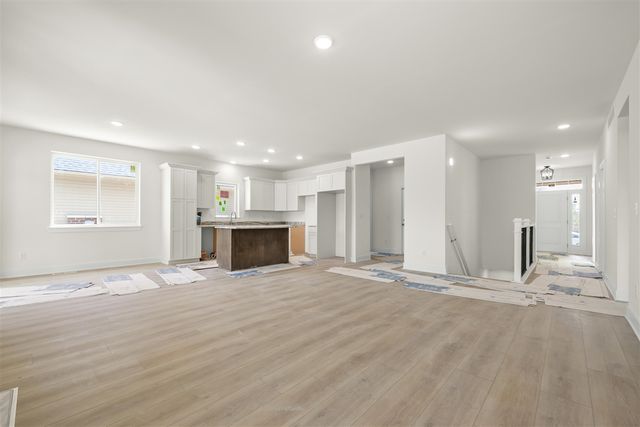 31610 Beaver Circle, New Boston, MI 48164