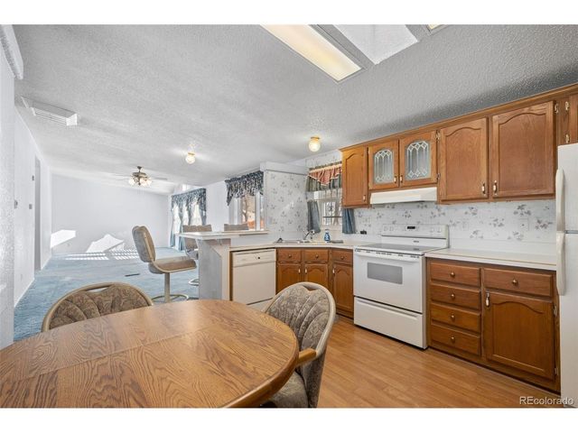 185 Elm St, Hudson, CO 80642