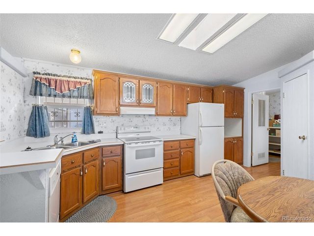 185 Elm St, Hudson, CO 80642