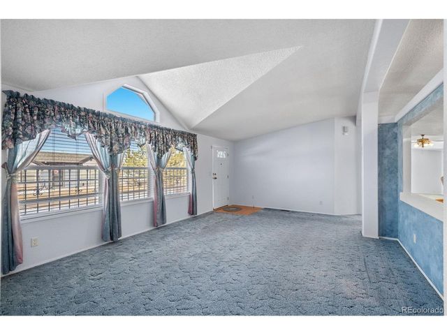 185 Elm St, Hudson, CO 80642