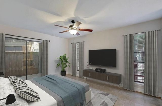 1202 Thorpe LN 205, San Marcos, TX 78666