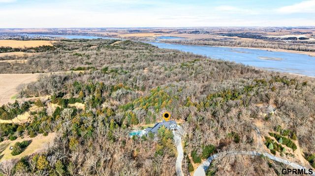 19736 Raven Drive, Louisville, NE 68037