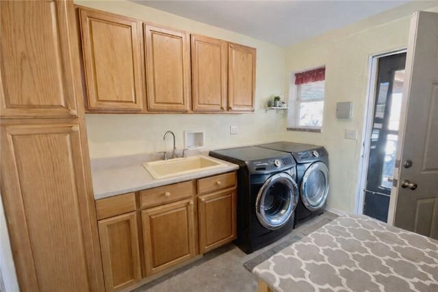 21422 S Appaloosa Road, Yucca, AZ 86438