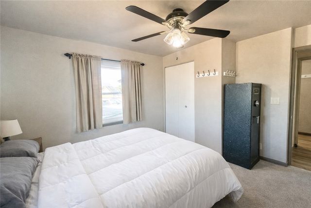 21422 S Appaloosa Road, Yucca, AZ 86438